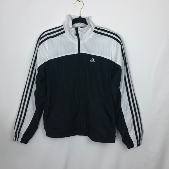 Adidas jackets & Coats a rayas blanco y negro triple Track Jacket Adidas jackets & Coats a rayas blanco y negro triple Track Jacket